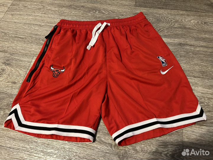 Nike chicago bulls шорты