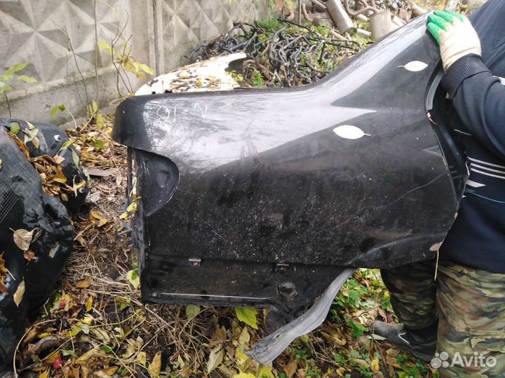 Крыло заднее правое Nissan Almera n16