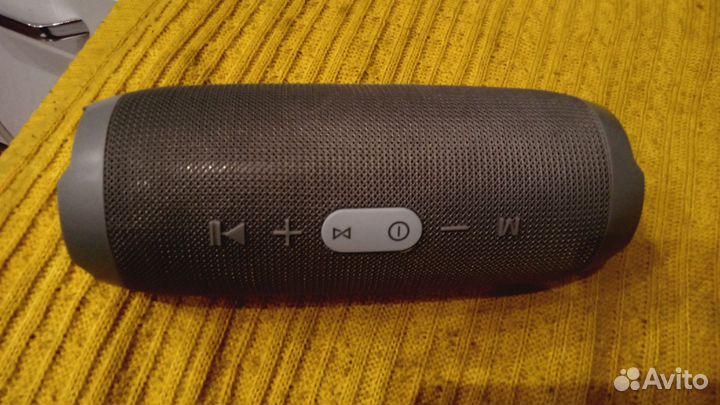 Колонка jbl charge 3