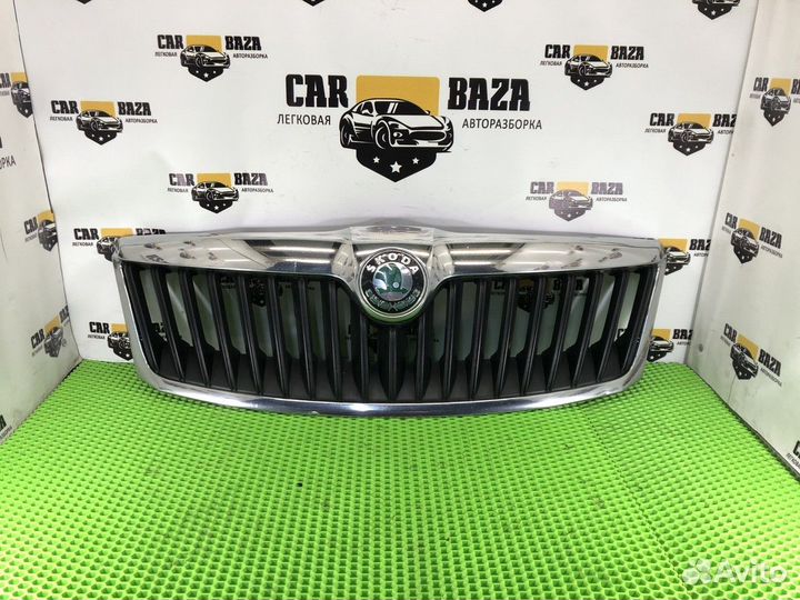 Решетка радиатора Skoda Octavia