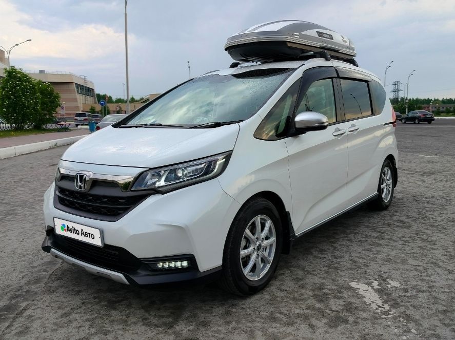 Honda Freed: фото владельца
