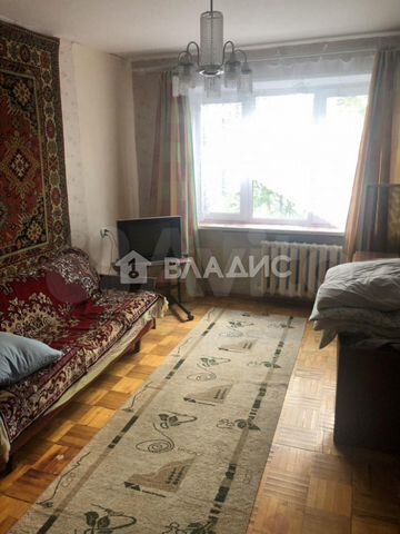 2-к. квартира, 54 м², 1/9 эт.