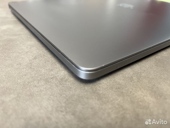 Apple MacBook Pro 16 late 2019