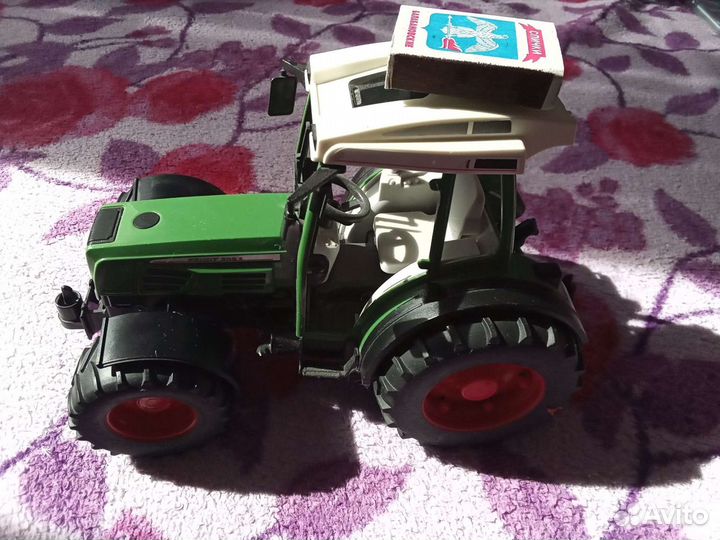 Машинки пакетом, трактор брудер