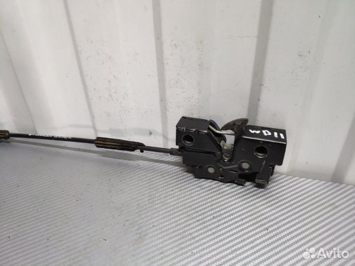 Замок капота передний Volkswagen Polo 614 1.6 cfna