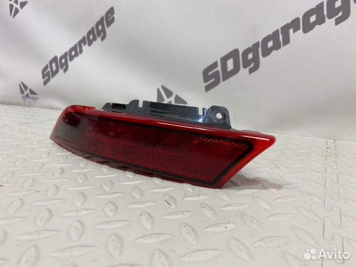 Фонарь противотуманный задний левый Land Rover