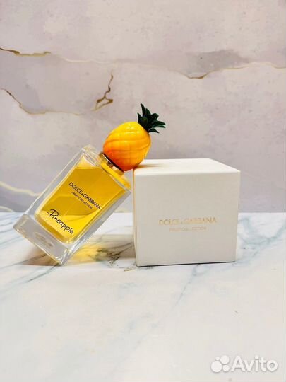 Dolce gabbana pineapple