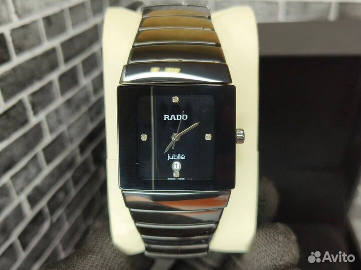 Керамические женские часы Rado