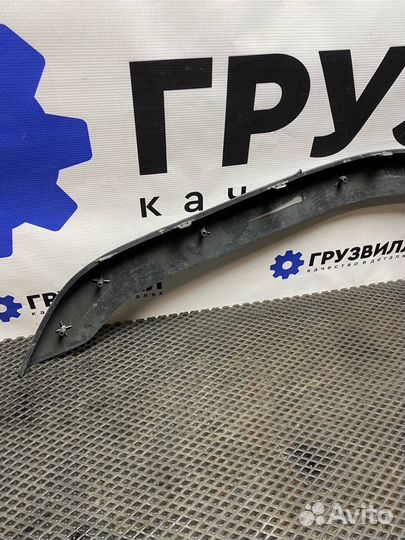 Расширитель (накладка) колесной арки левый Volvo