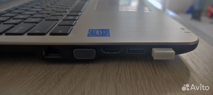 Ноутбук Asus