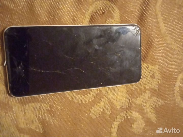 Телефон