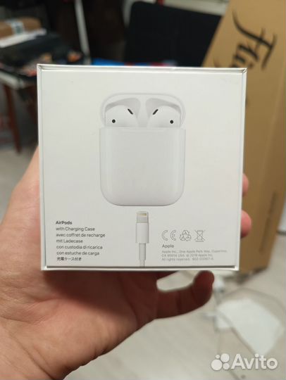 Коробка от airpods