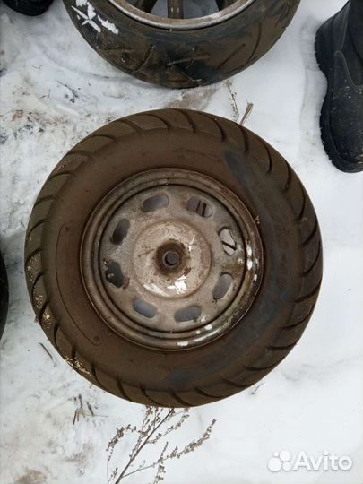 Колесо на скутер