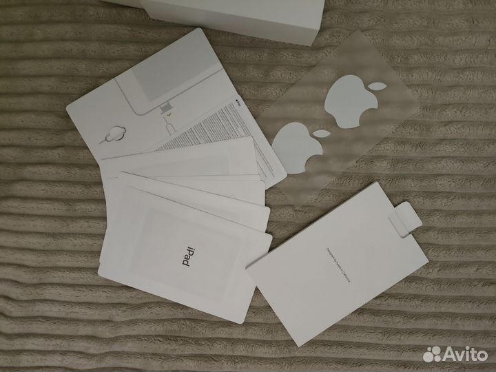 Коробка от iPad (9th generation) 64 Gb