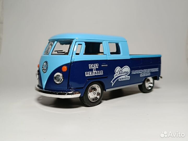 Модель 1963 Vokswagen Bus Kinsmart 1:34