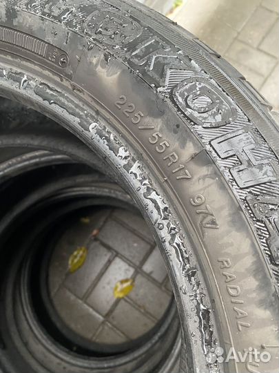 Yokohama F700Z 225/55 R17 97Y