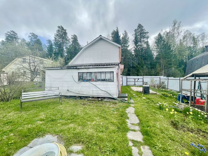 Дом 60 м² на участке 9 сот.