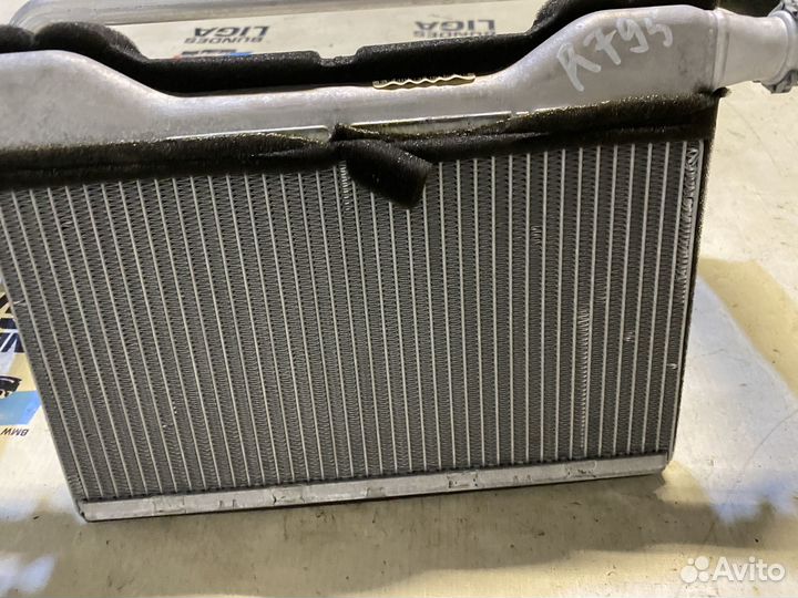 Радиатор печки BMW F10
