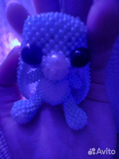 Плюшик из бисера ручная работа