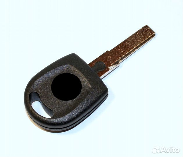 Ключ Шкода Рапид / Skoda Rapid с чипом Megamos AES