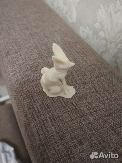 Лисица фенек фигурка