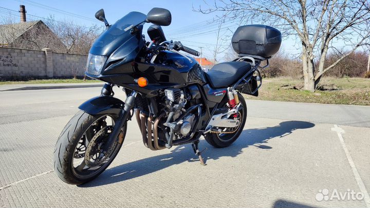 Honda CB400SF Spec III revo vtec4 2008