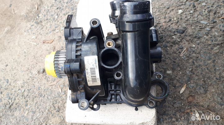 Насос водяной Audi, VW, Skoda 1.8TSI (в сборе)