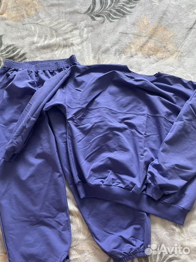 Спортивный костюм женский