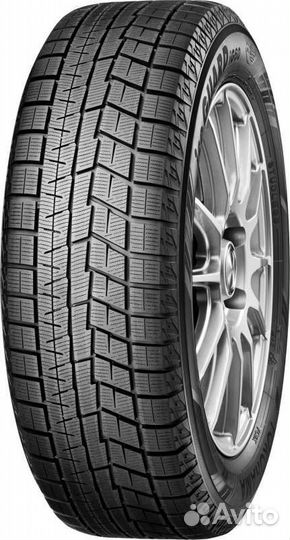 Yokohama Ice Guard IG60A 215/45 R18 89Q