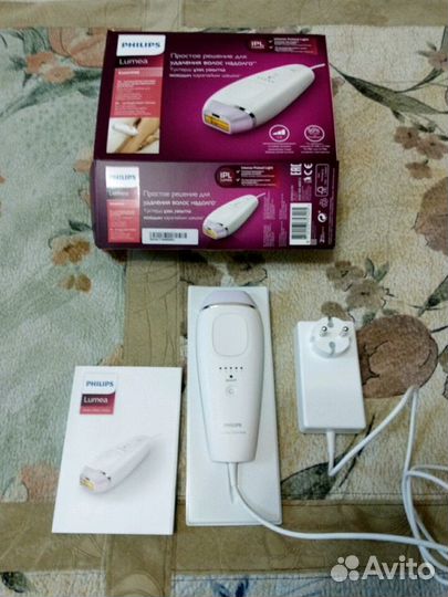 Фотоэпилятор Philips Lumea Essential