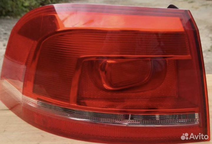 Задний фонарь