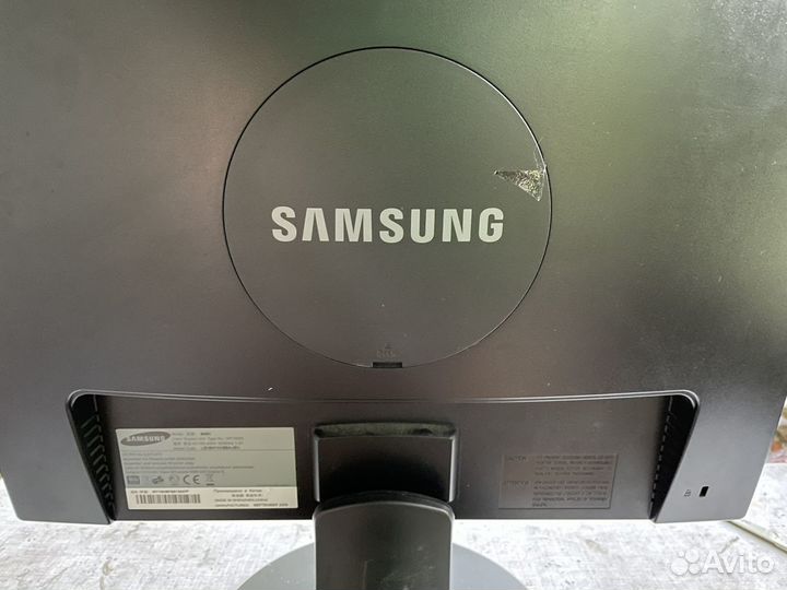 Монитор Samsung