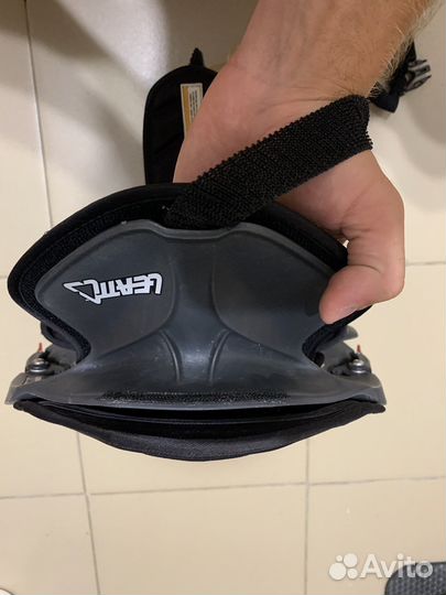 Защита шеи leatt brace