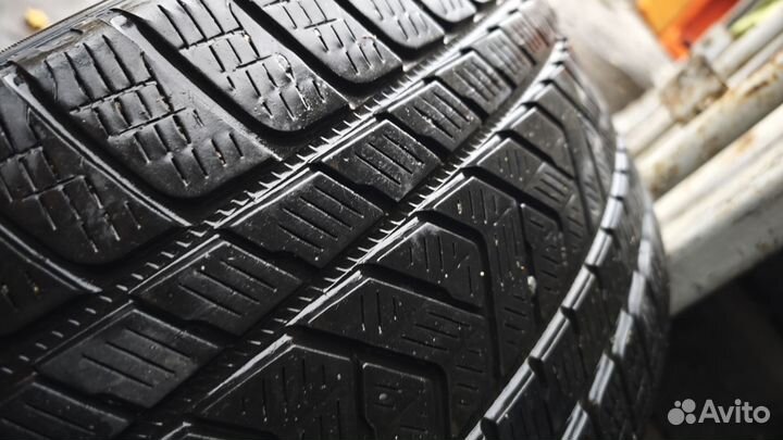 Pirelli Scorpion Winter 265/50 R18