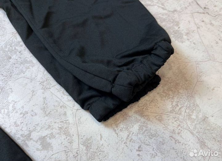 Спортивные костюмы Nike модные