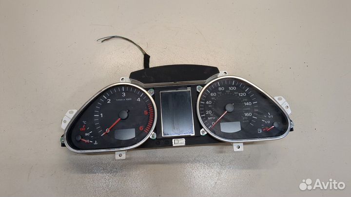 Щиток приборов Audi Q7, 2007