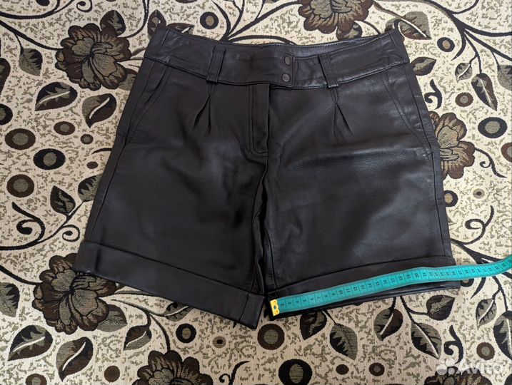 Кожаные шорты