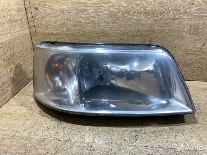Фара передняя правая VW Transporter T5 141714