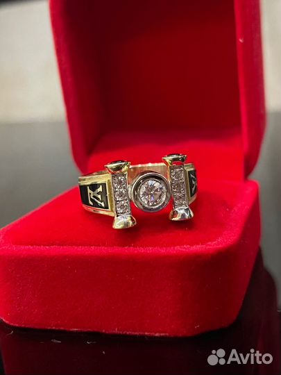 Золотой мужской перстень