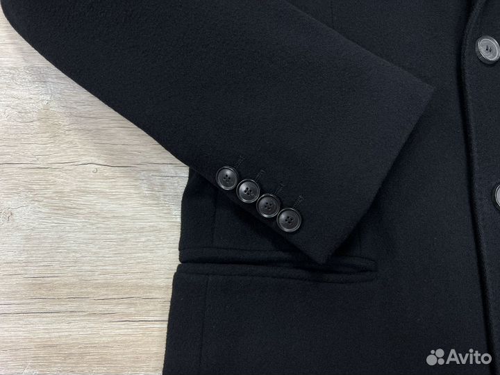 Hugo Boss чёрное мужское шерстяное пальто