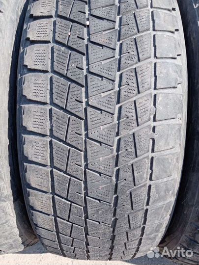 Bridgestone Blizzak DM-V1 235/55 R18 100R