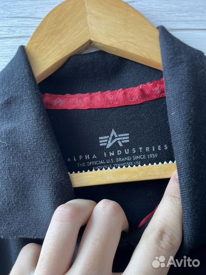 Поло Alpha industries