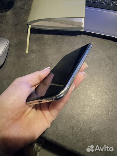 iPhone X, 64 ГБ