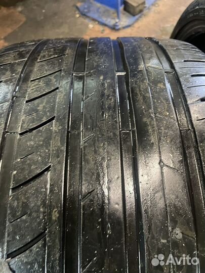 RoadX RXMotion U11 285/35 R21 и 325/30 R21