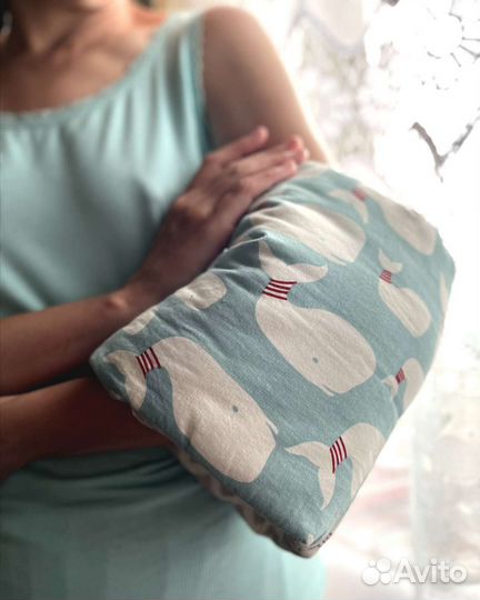 Подушка для кормления и укачивания на руку