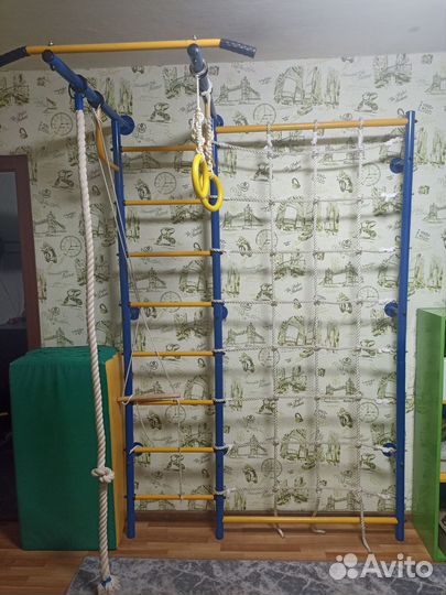 Детская шведская стенка