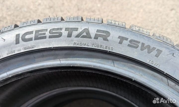 Tourador Ice Star TSW1 265/35 R18 T