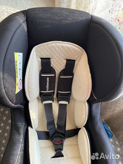 Автомобильное кресло