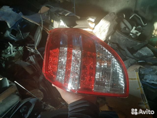 Фара тайота рав 4