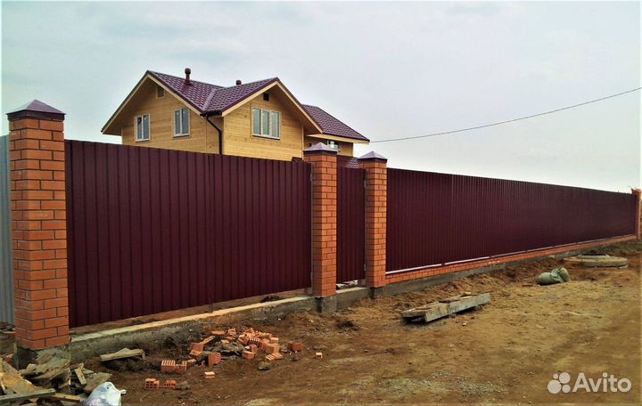 Заборы из профнастила под ключ от завода